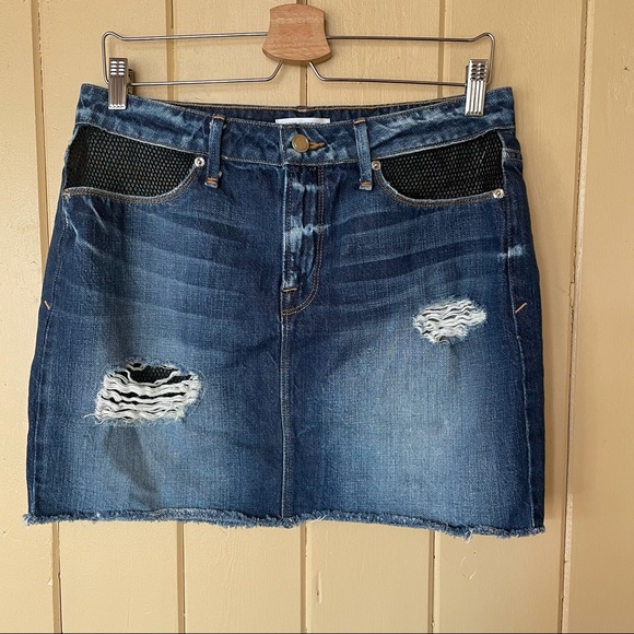Good American Denim Distressed Skirt Fishnet Detail Size 27 - Picture 3 of 6
